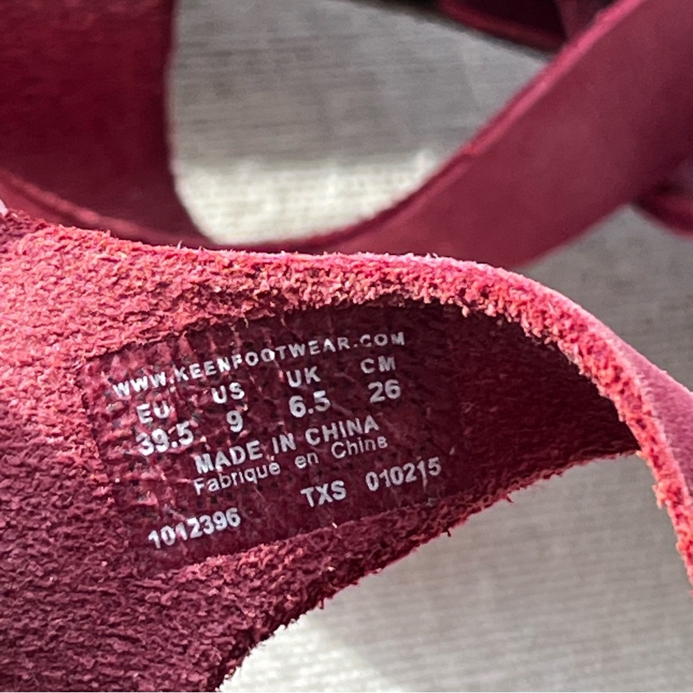 Keen Red Leather Alman Gladiator Ankle Strap Sandals, 9, Strappy Comfort - Picture 9 of 16